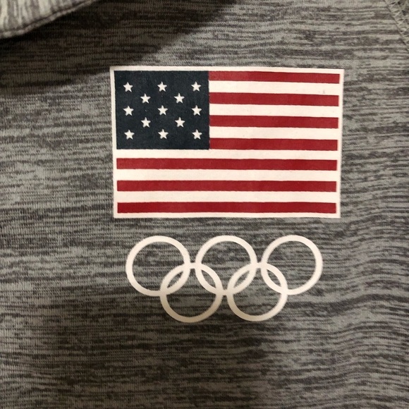 Team Apparel Gray Long Sleeve Tee with Flag Design - Picture 4 of 9